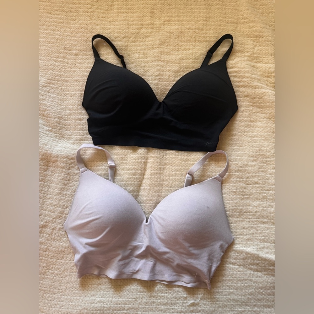 PINK Victoria's Secret Black and White T-Shirt Bras Size Small - DD